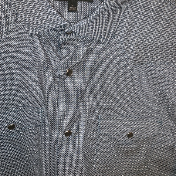 Banana Republic long-sleeve western shirt. - Picture 3 of 3